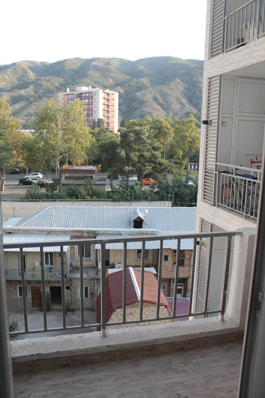 Lali'S Apartment Tbilisi Exteriör bild